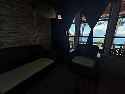 Hotel Hanna Suites