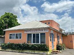 Tropical Manor Inn