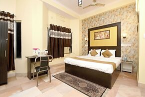 Hotel Sanjary Palace