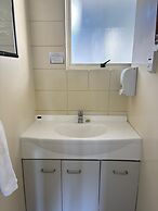 Kowhai motel