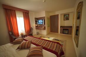 Petra Plaza Hotel