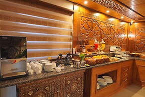 Petra Plaza Hotel