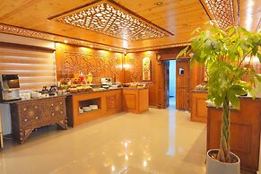 Petra Plaza Hotel