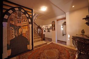 Petra Plaza Hotel