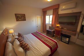 Petra Plaza Hotel