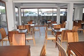 Longoz Hotel