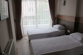 Longoz Hotel