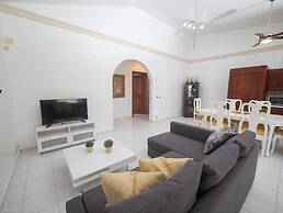 Casati Golden House, Great Pool & Garden!