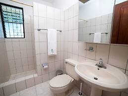 Casati Golden House, Great Pool & Garden!