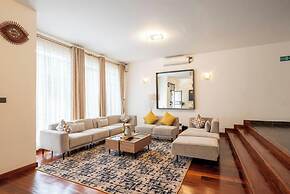 LIGHT VILLAS GIGIRI