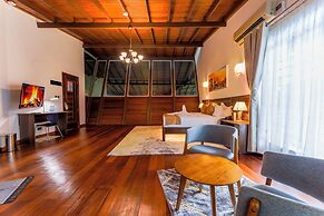 LIGHT VILLAS GIGIRI