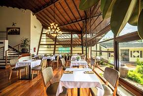 LIGHT VILLAS GIGIRI