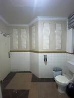La Belva Court