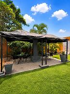 La Belva Court