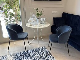 Blue Boutique