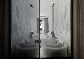 WhiteArt Suites