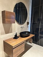 golden suites 2