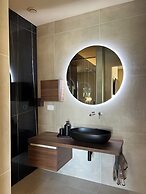 golden suites 2