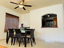 Gorgeous 8 People Basic Villa With Pool Playacar Phase 2