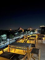 Almas Pyramids View