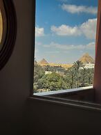 Almas Pyramids View