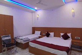Goroomgo Nirmala Palace Ayodhya