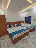 Goroomgo Nirmala Palace Ayodhya