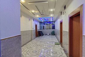 Goroomgo Nirmala Palace Ayodhya