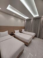 Elite House