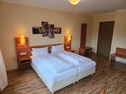 Hotel-Restaurant Zum Kirschbaum