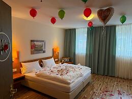 Hotel-Restaurant Zum Kirschbaum