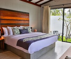 Misty Villa by DBI