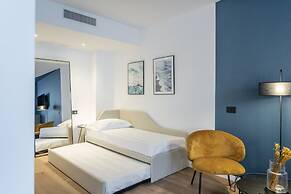 BISCARDI HOTEL