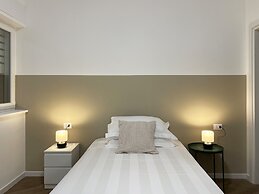 BISCARDI HOTEL