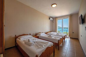 Nika Hotel Rradhime