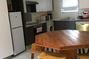 Pool-bbq-3br-2baths-parking-safe-family-friendly