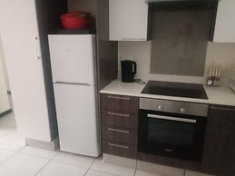 Pool-bbq-3br-2baths-parking-safe-family-friendly