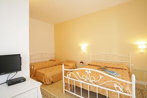 B&B Monsignore
