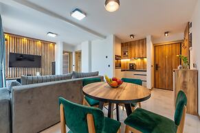 Golden Panorama Wellness & Spa