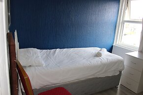 Henson Hotel