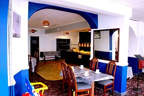 Henson Hotel