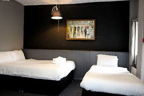 Henson Hotel