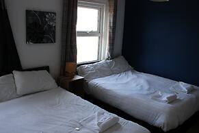 Henson Hotel