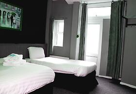 Henson Hotel