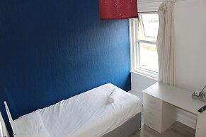 Henson Hotel