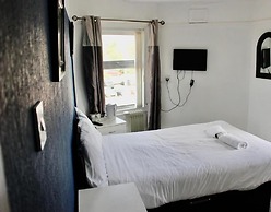 Henson Hotel