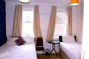 Henson Hotel