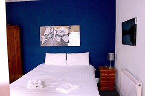 Henson Hotel