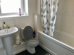 Serene Centra Smethwick Apartment Retreat