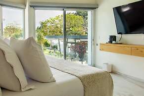 Xhiara Hotel